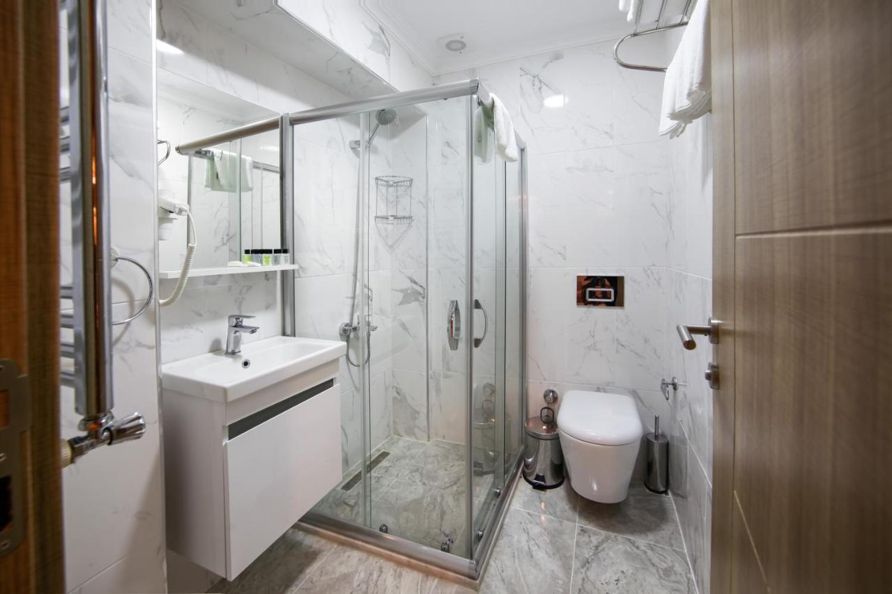 Seven Roses Apart Hotel Istanbul Bagian luar foto