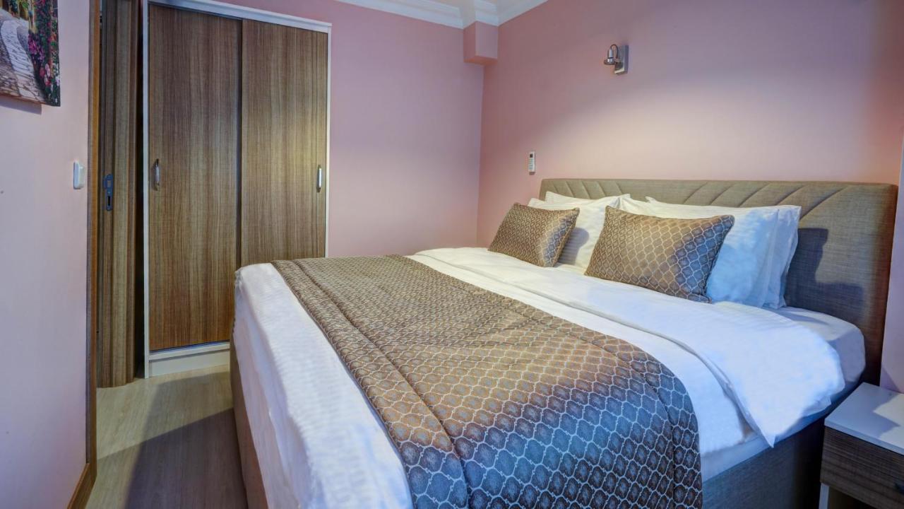 Seven Roses Apart Hotel Istanbul Bagian luar foto