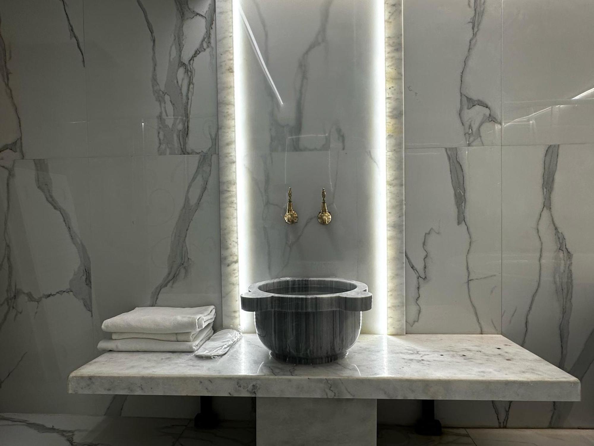 Seven Roses Apart Hotel Istanbul Bagian luar foto